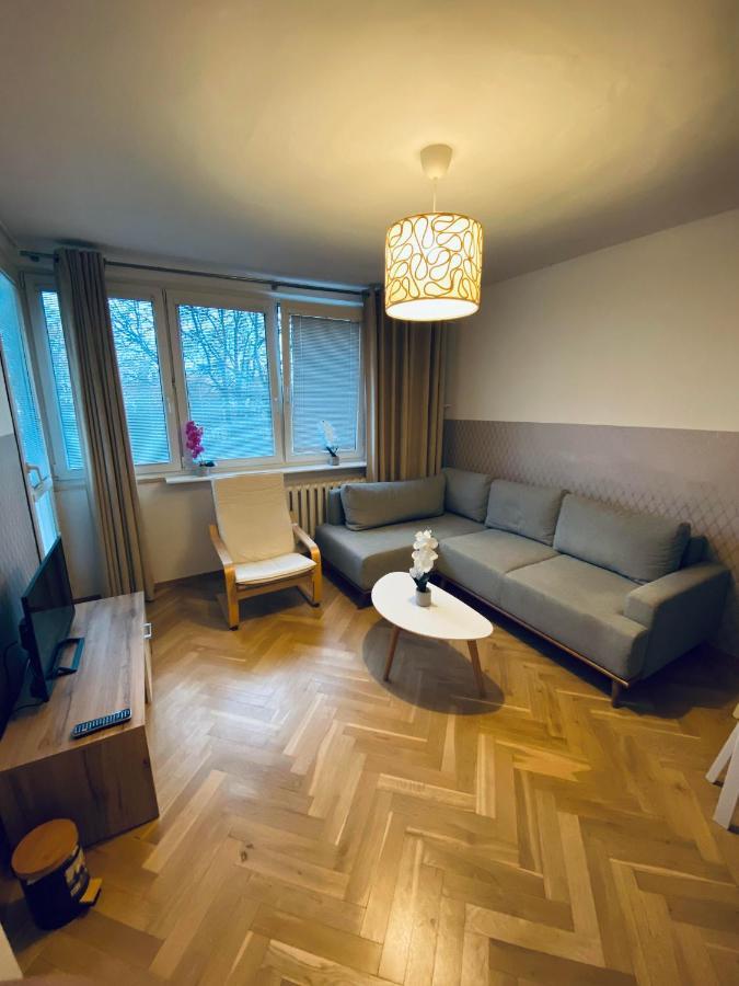 Clicktheflat Mila Center Warszawa