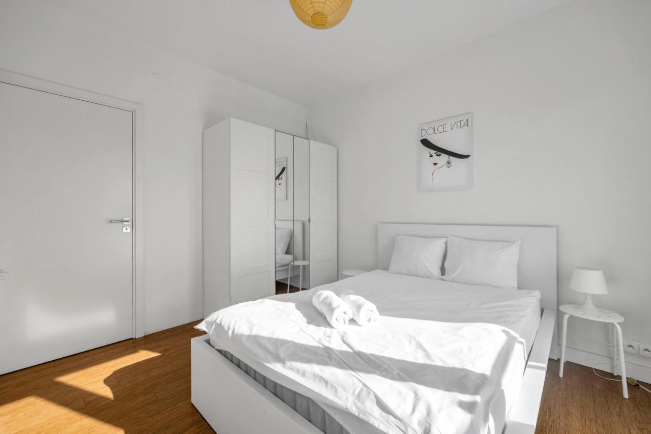 1br New 20min Centre Parking Warsaw