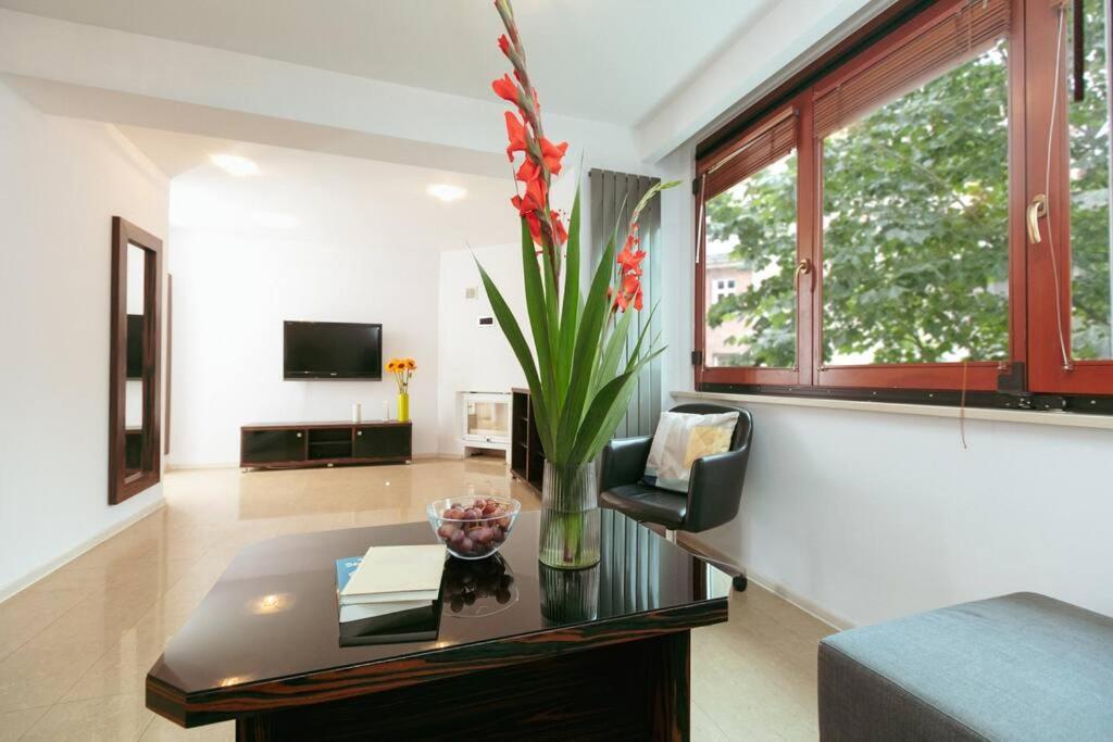 Apartment In The Heart Of Warsaw!