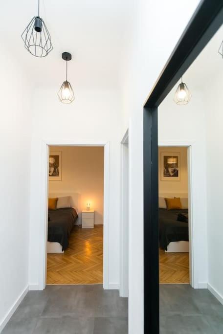 Cozy, Fully Equipped In Mokotow District
