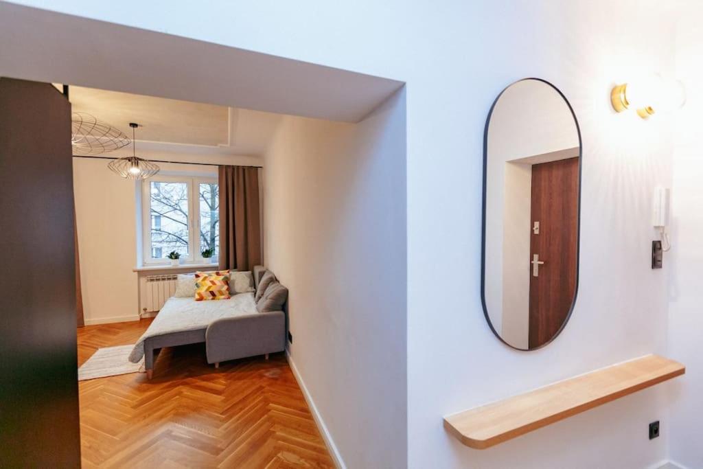Apartment Modern, Cozy Apartment, Next To The Old Town!