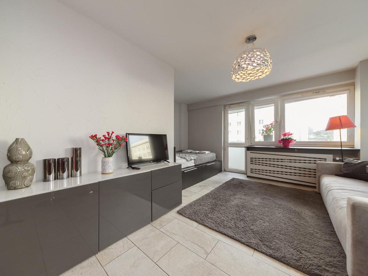 Metro Swietokrzyska Apartamento *