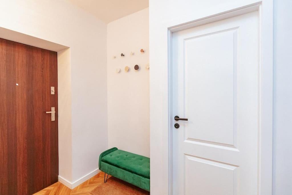 Apartment Modern, Cozy Apartment, Next To The Old Town! Warschau