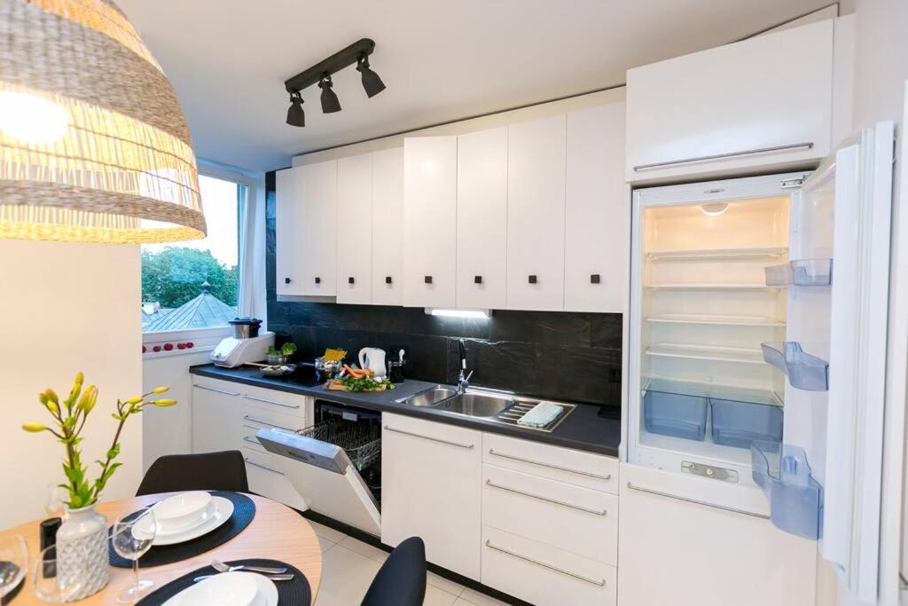 Apartament Piekne, Przestronne Mieszkanie Przy Placu Teatralnym. Warszawa