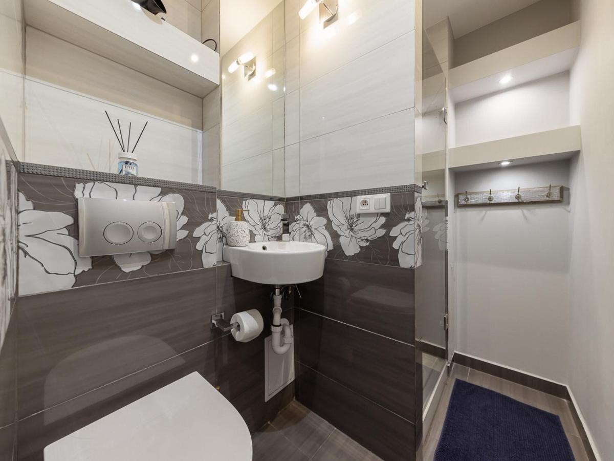Metro Swietokrzyska Apartamento