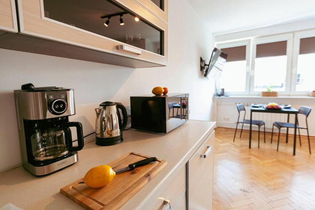 Apartment Jasna Studio. Centric Location In The Heart Of Warschau