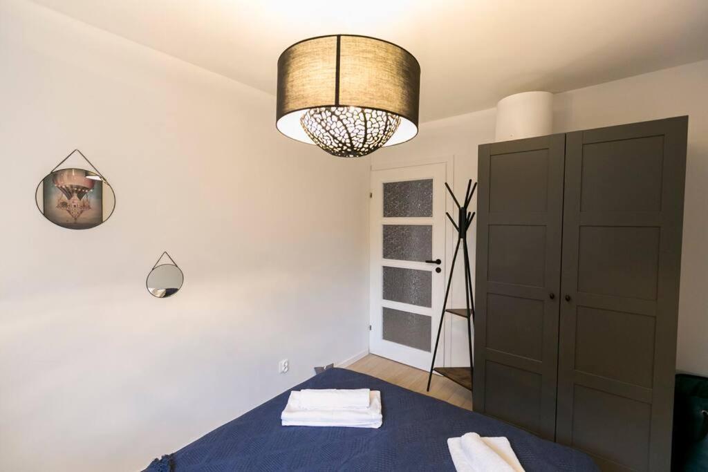Apartment Piekne, Przestronne Mieszkanie Przy Placu Teatralnym. Warsaw