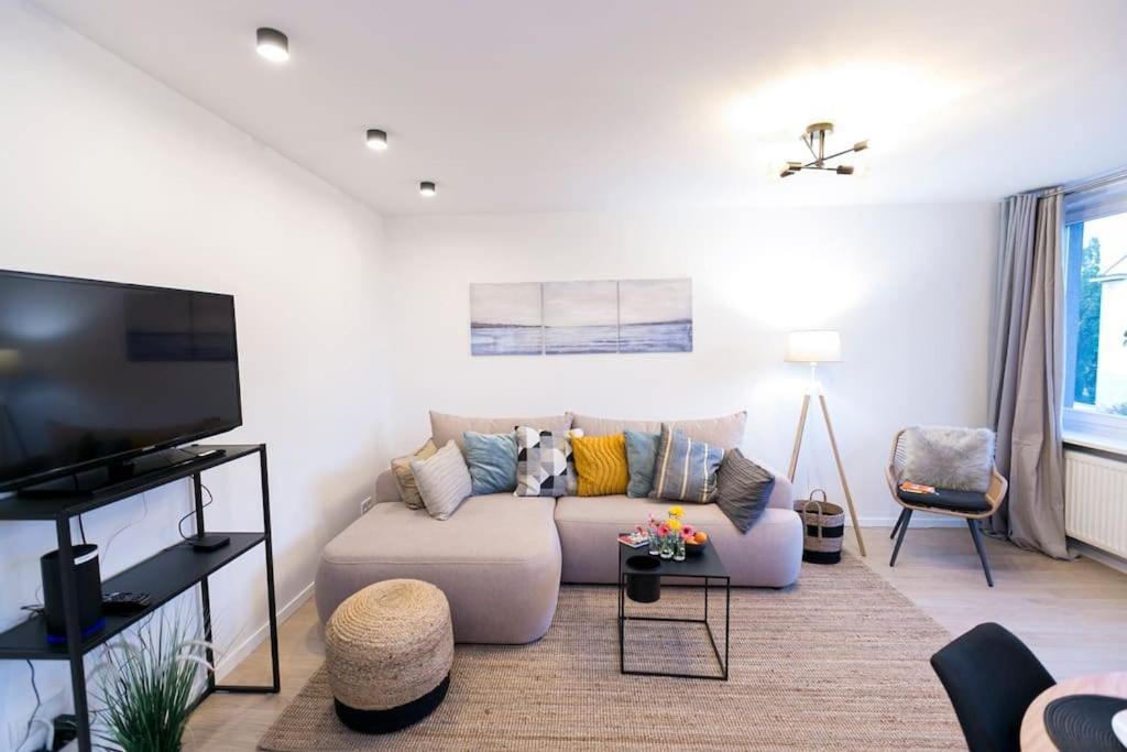 Piekne, Przestronne Mieszkanie Przy Placu Teatralnym. Apartament