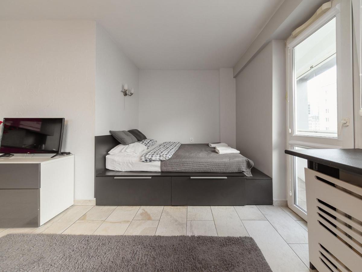Metro Swietokrzyska Apartamento
