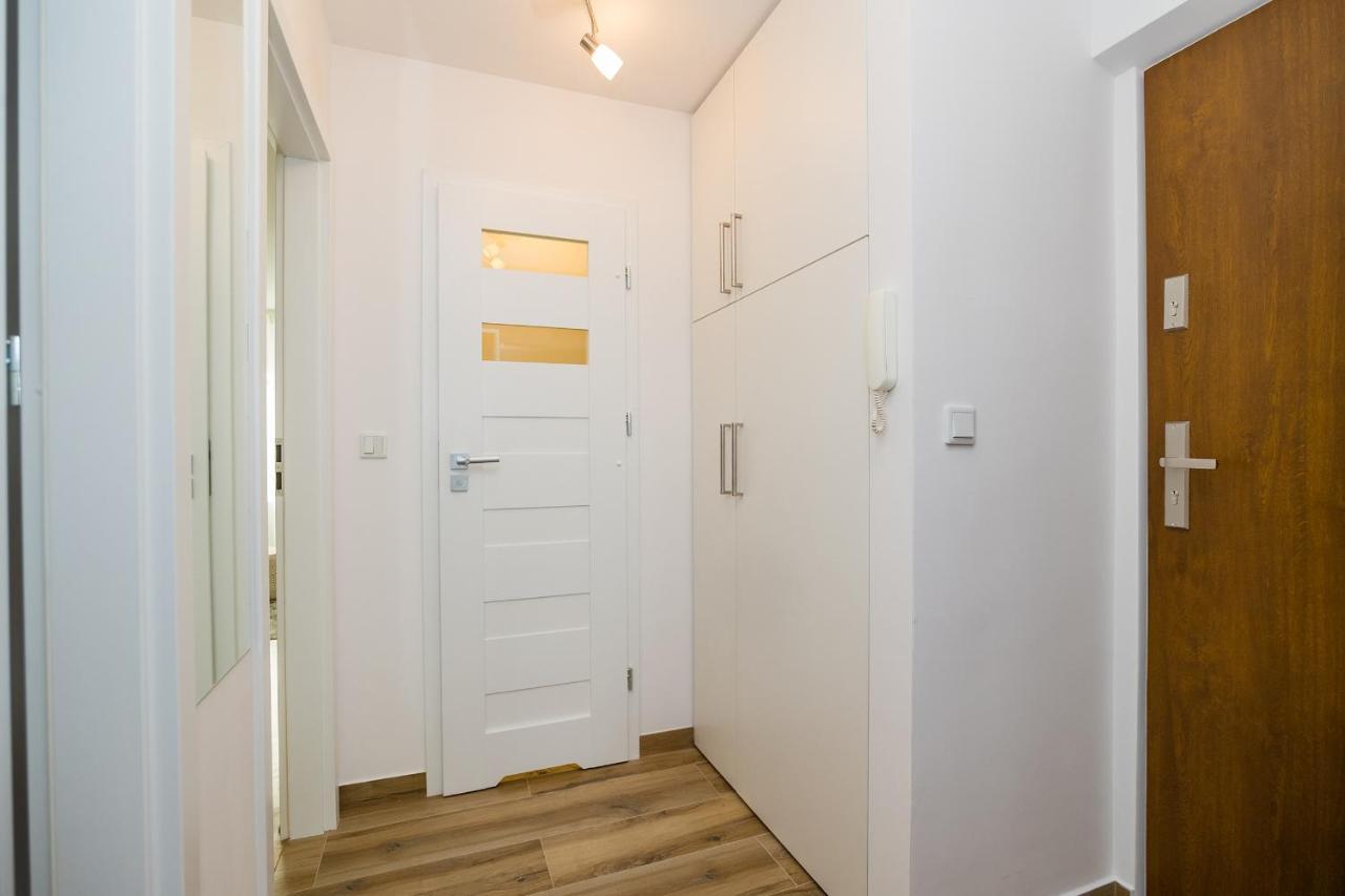 Shortstaypoland Jana Pawla Ii Apartamento *