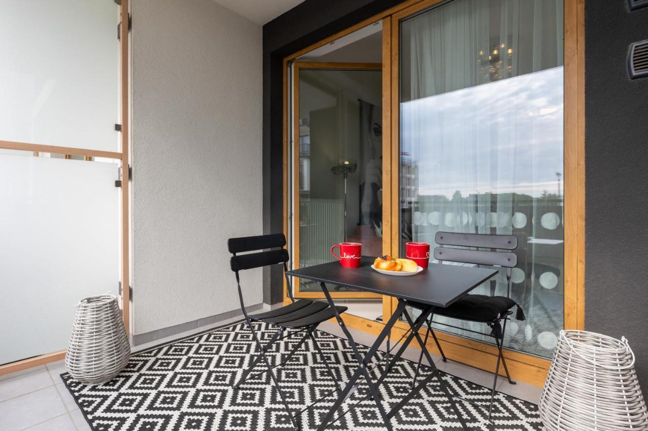 Apartment Stylish Przedpole With Balcony & Parking By Renters Warsaw