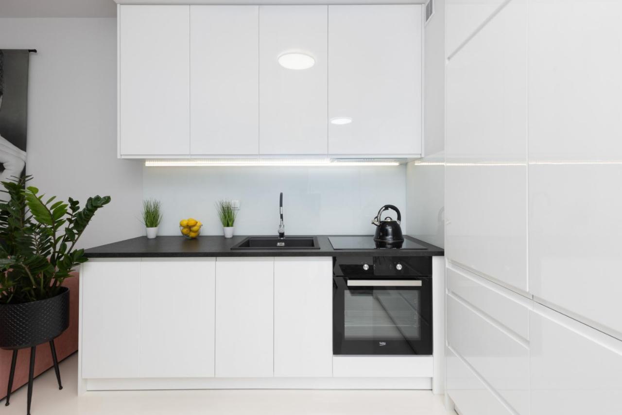 Apartment Stylish Przedpole With Balcony & Parking By Renters