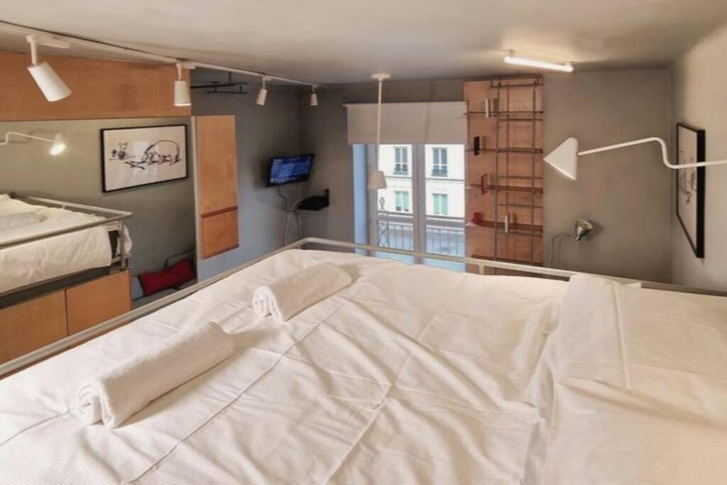 Free Parking - Creative Flat With Fast Wifi And Tv Apartment