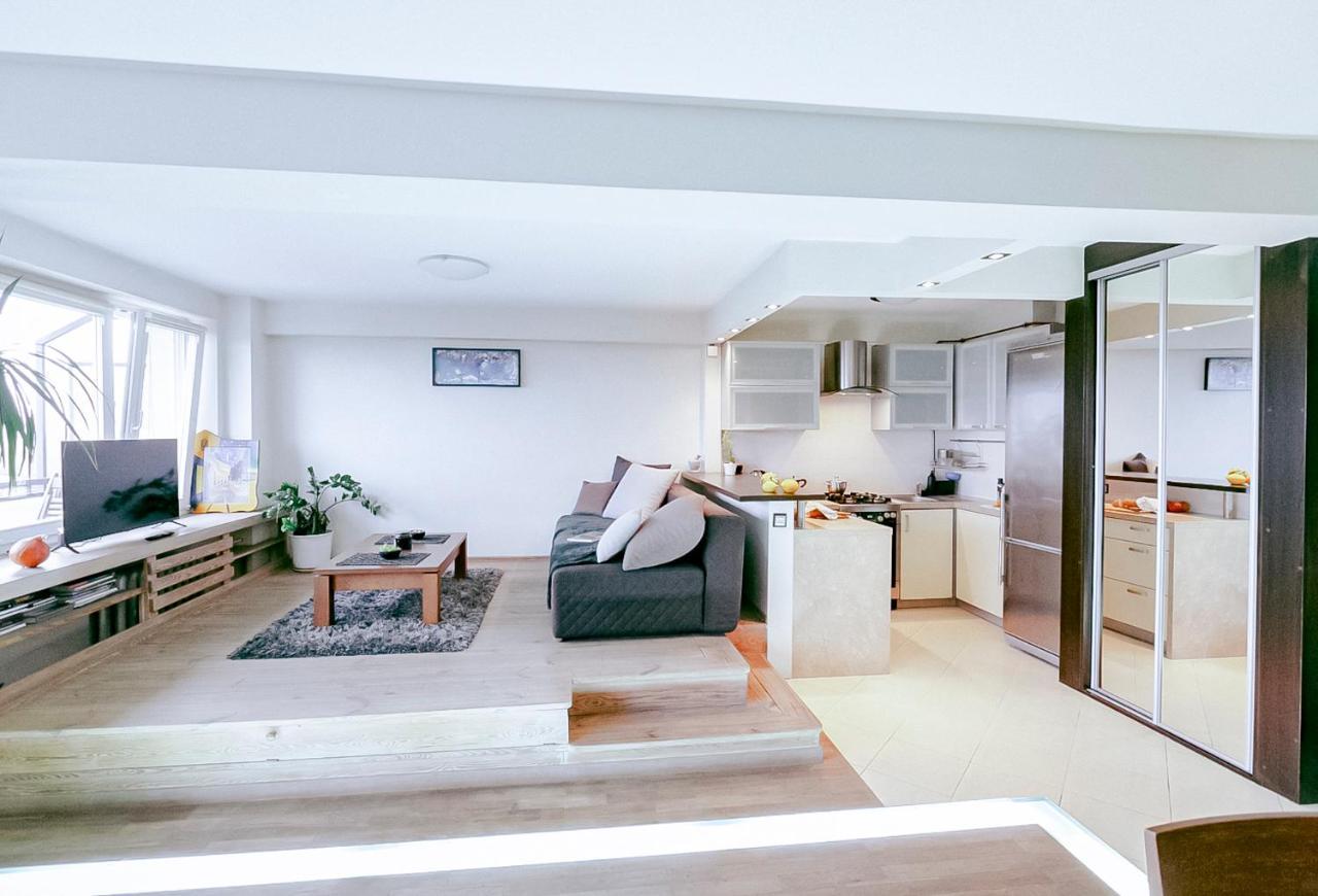 Salezego 6 Piekny Widok Na Stadion Narodowy Oraz Wisle Bardzo Duzy Balkon - Better Apartament