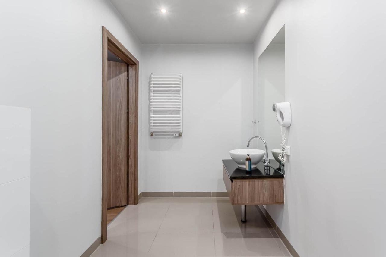 Rent Like - Oxygen Wronia 45 Ii * Warsaw