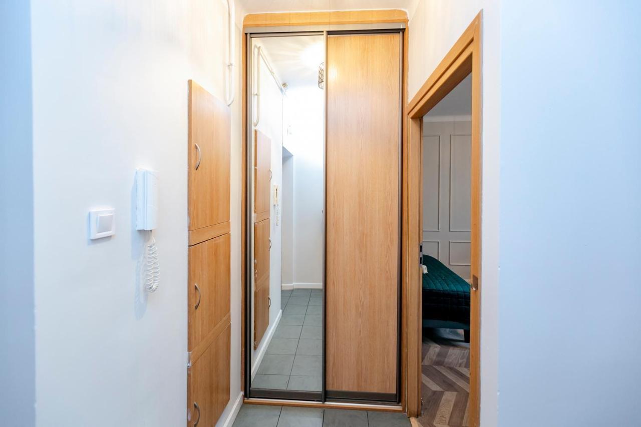 Wilcza 3g - 260m Od Ambasady Usa, 1km Od Dworca Centralnego Apartment