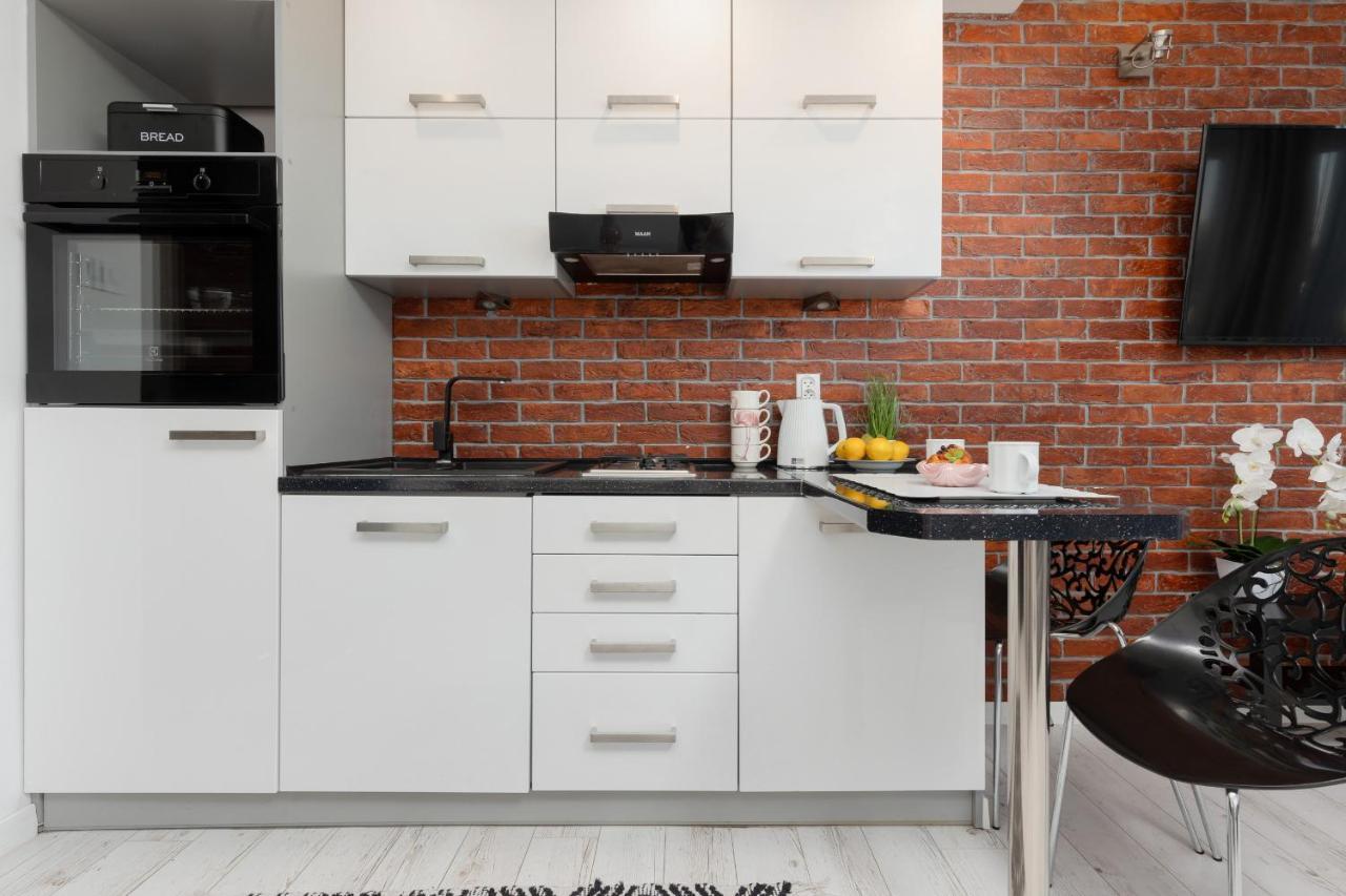 Apartamento Bright & Cozy Near Metro Marymont By Renters