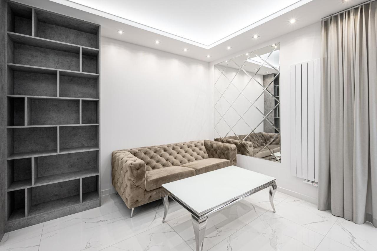 Bielany Luxury Apartment Warsaw