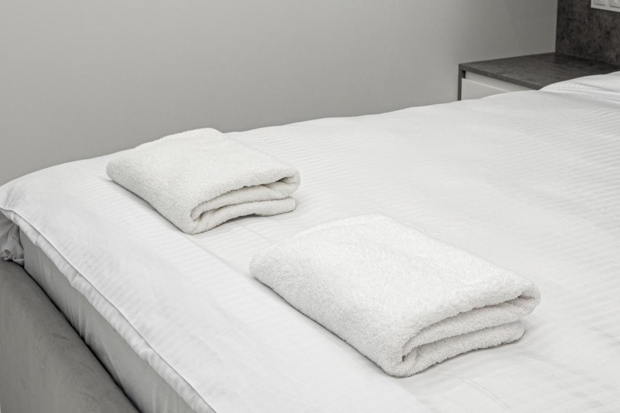 Bielany Luxury Apartment *