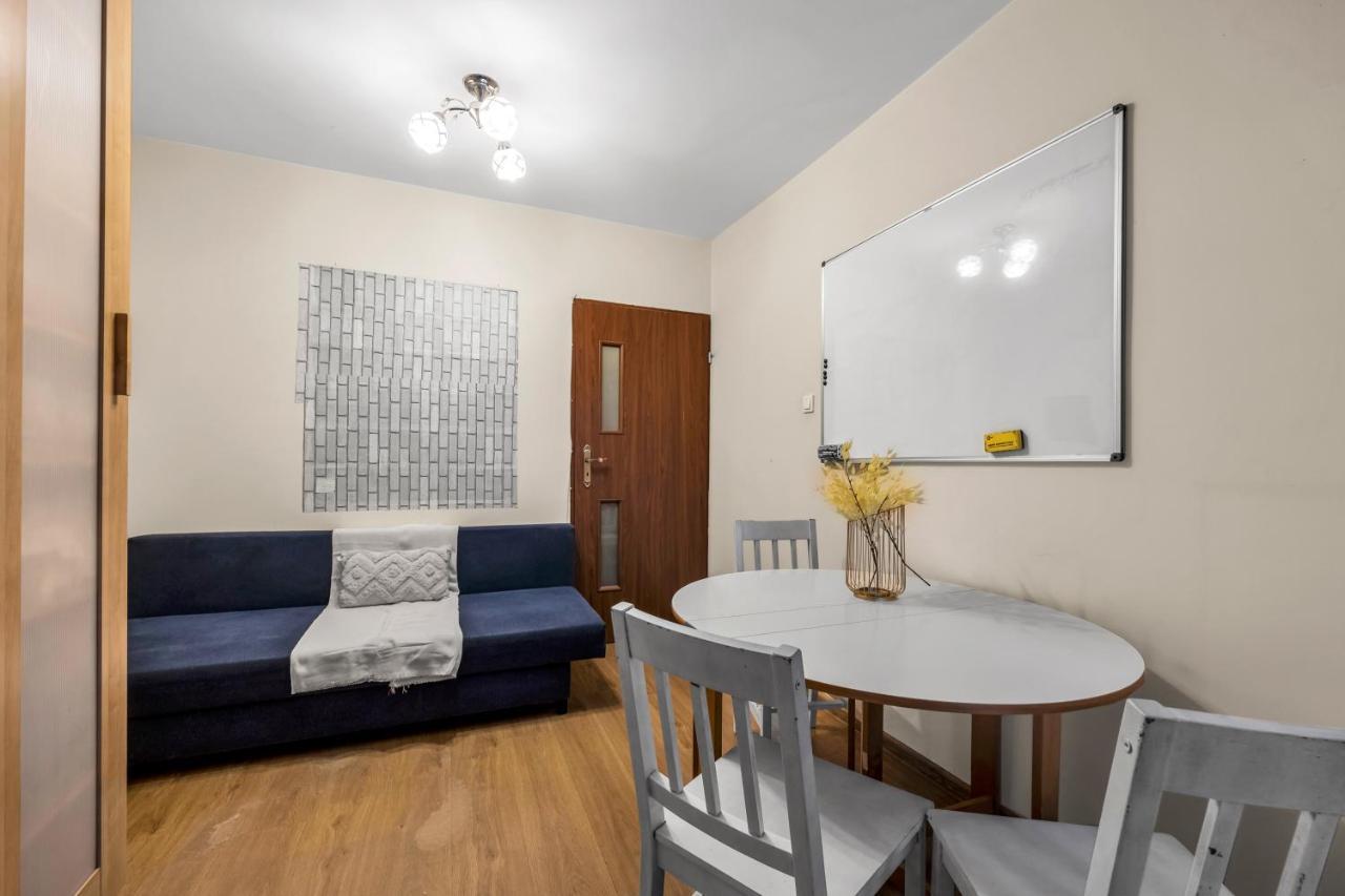 Apartment 2br Metro Railwaystation