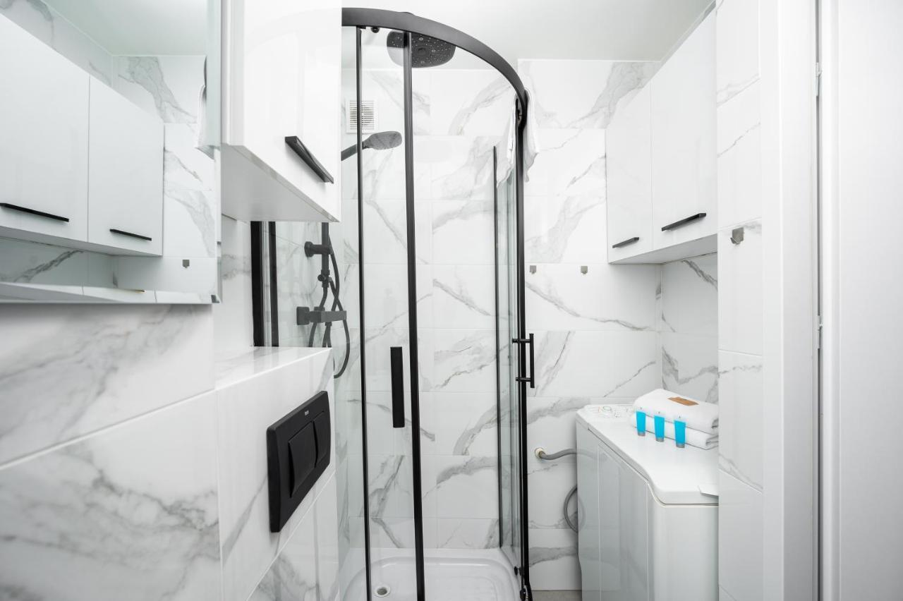 Wierzbno Modern Apartment Warschau