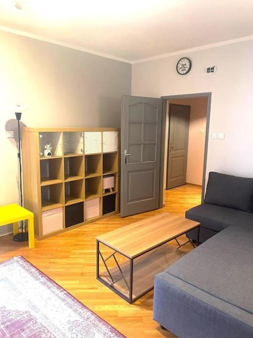 Apartment Metro Bemowo Comfort *