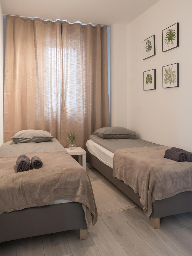 Apartament Clever 1 Kamienica Grochów Apartment Warsaw