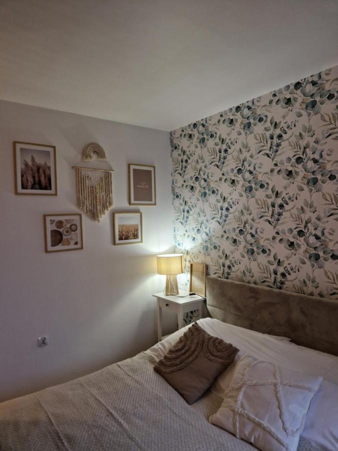 Apartment Vizzit Us Twarda Warsaw