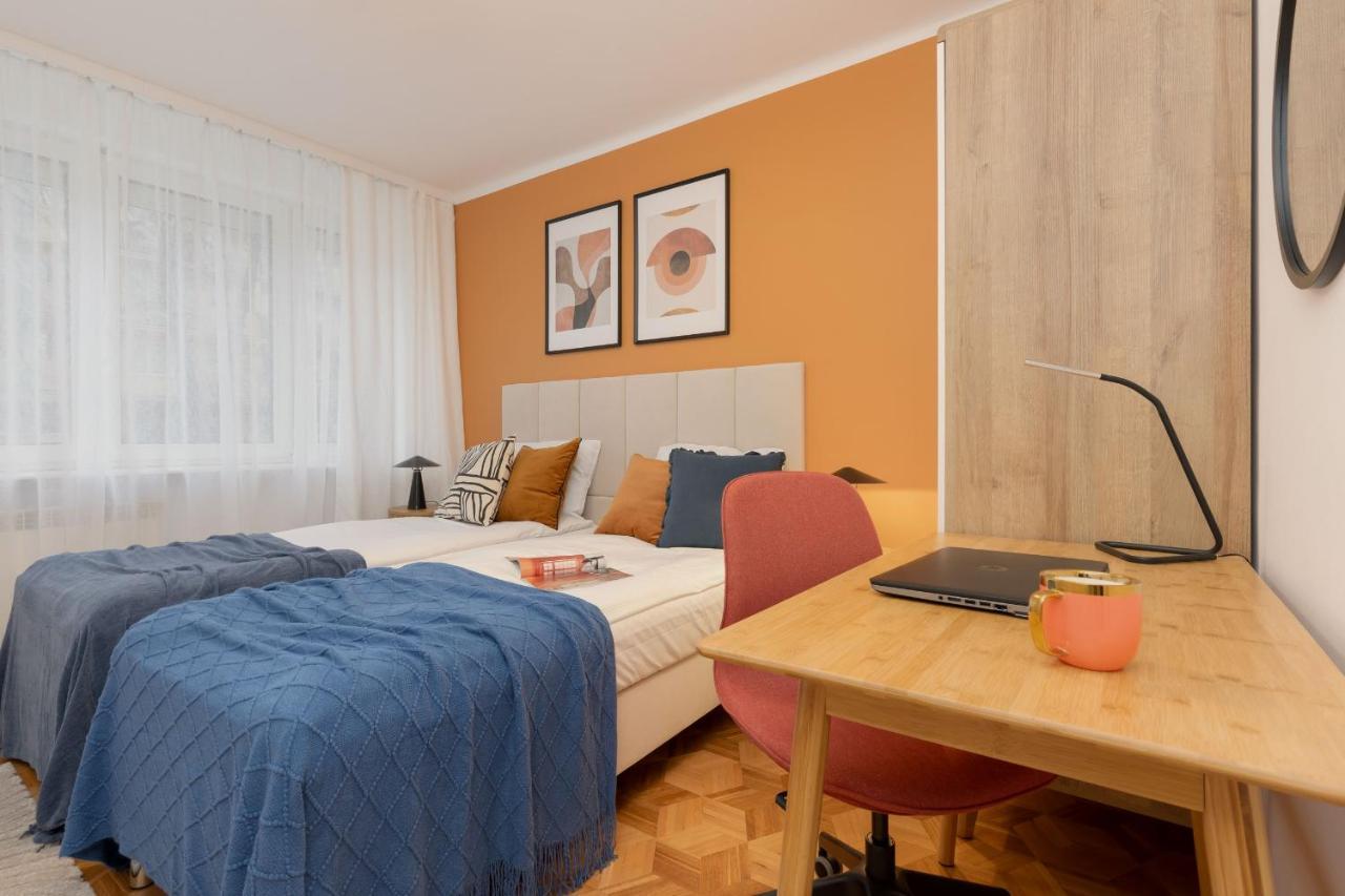 Family With Two Bedrooms And Balcony In By Renters *