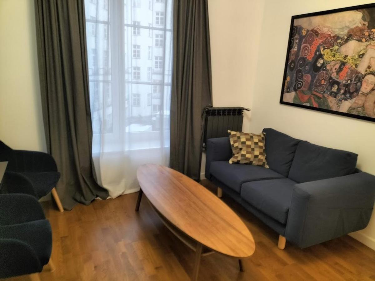 Apartment B10 Apartament Premium Wiejska-sejm Warsaw