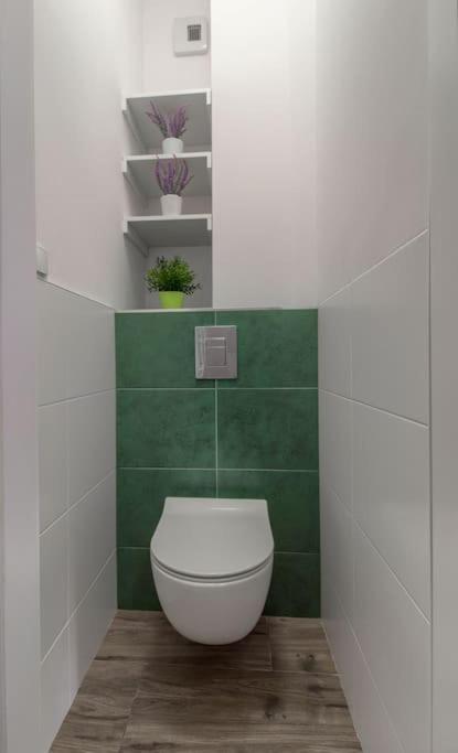Geodezyjna'70 Cozy P3 Apartment Warsaw