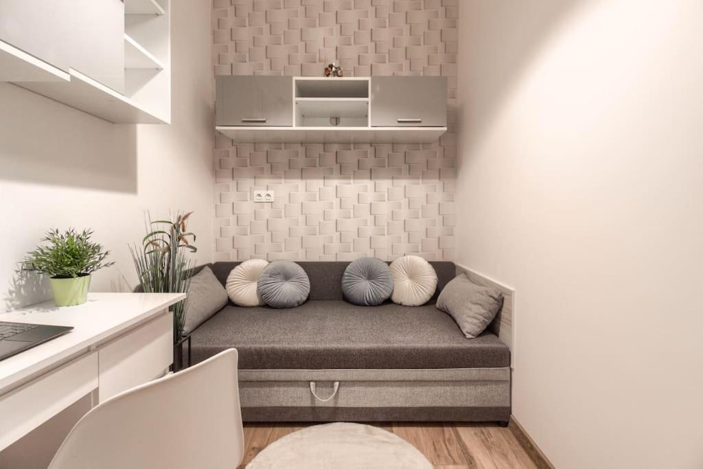 Geodezyjna'70 Cozy P3 Warsaw