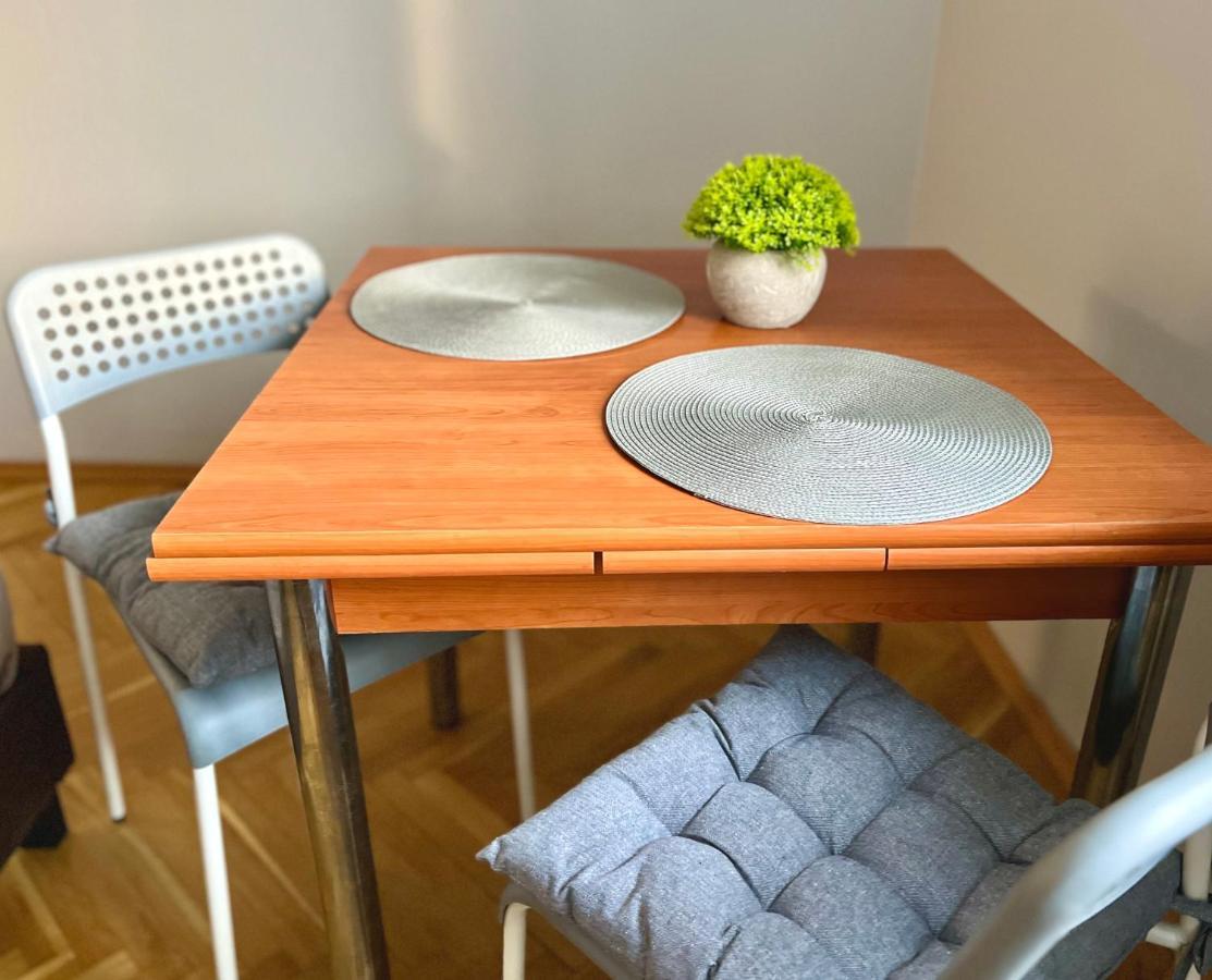 Apartment K22 Andersa 12 M Ratusz Arsenal Warschau