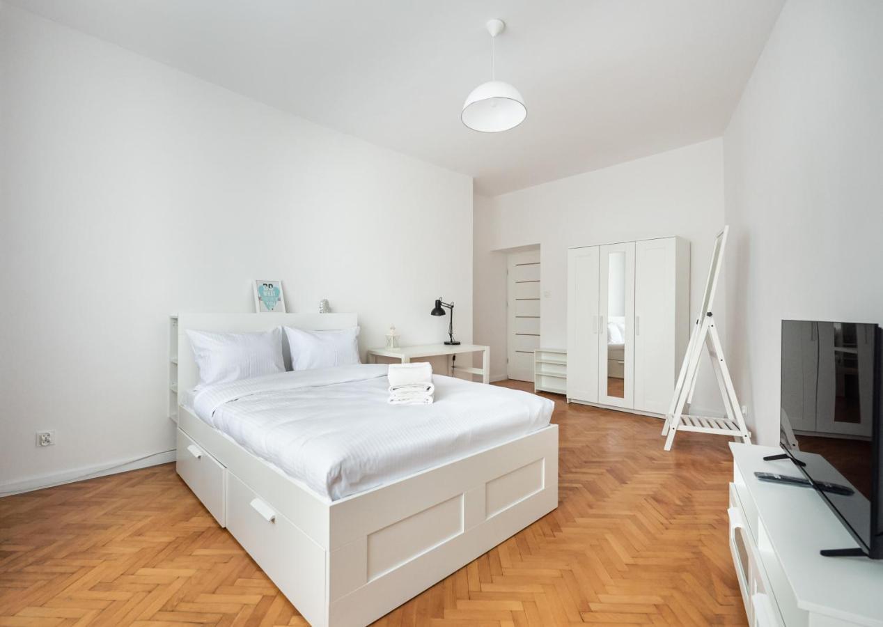 Apartment Old Town 5-bedroom
