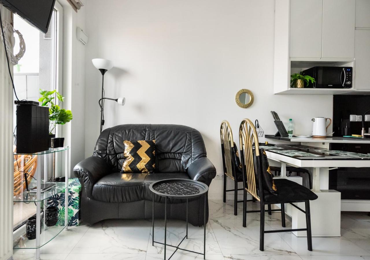 Apartment Wola Chic Luxury