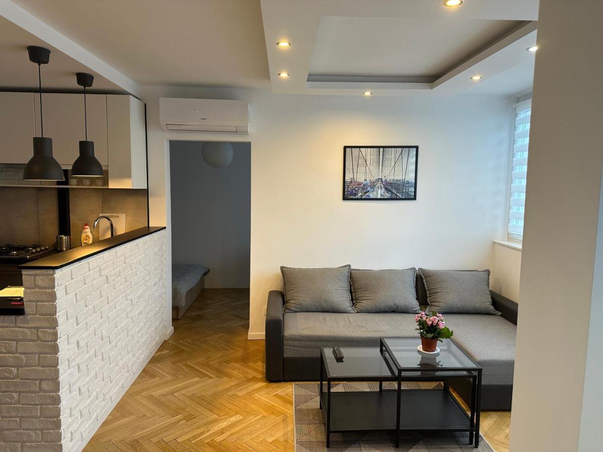 Project Comfort Grzybowska 30/1211 *