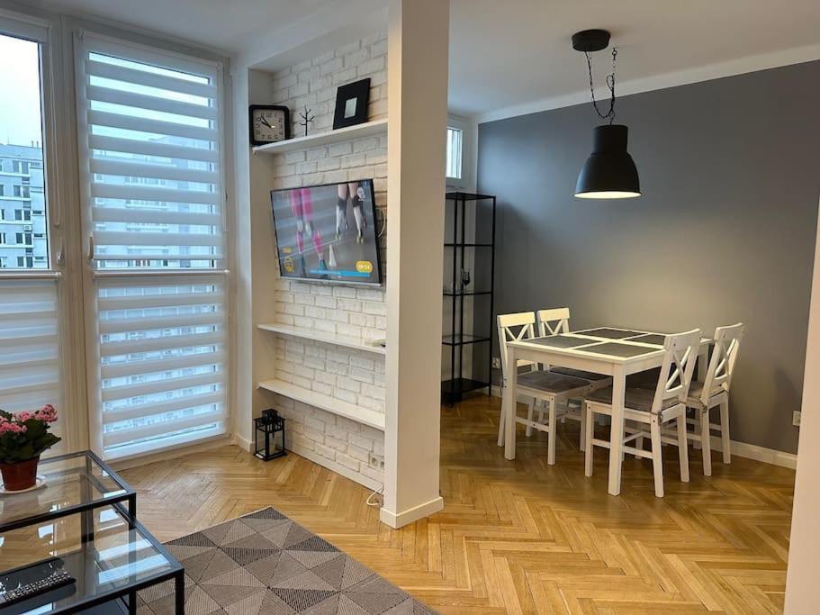 Apartment Project Comfort Grzybowska 30/1211 Warsaw
