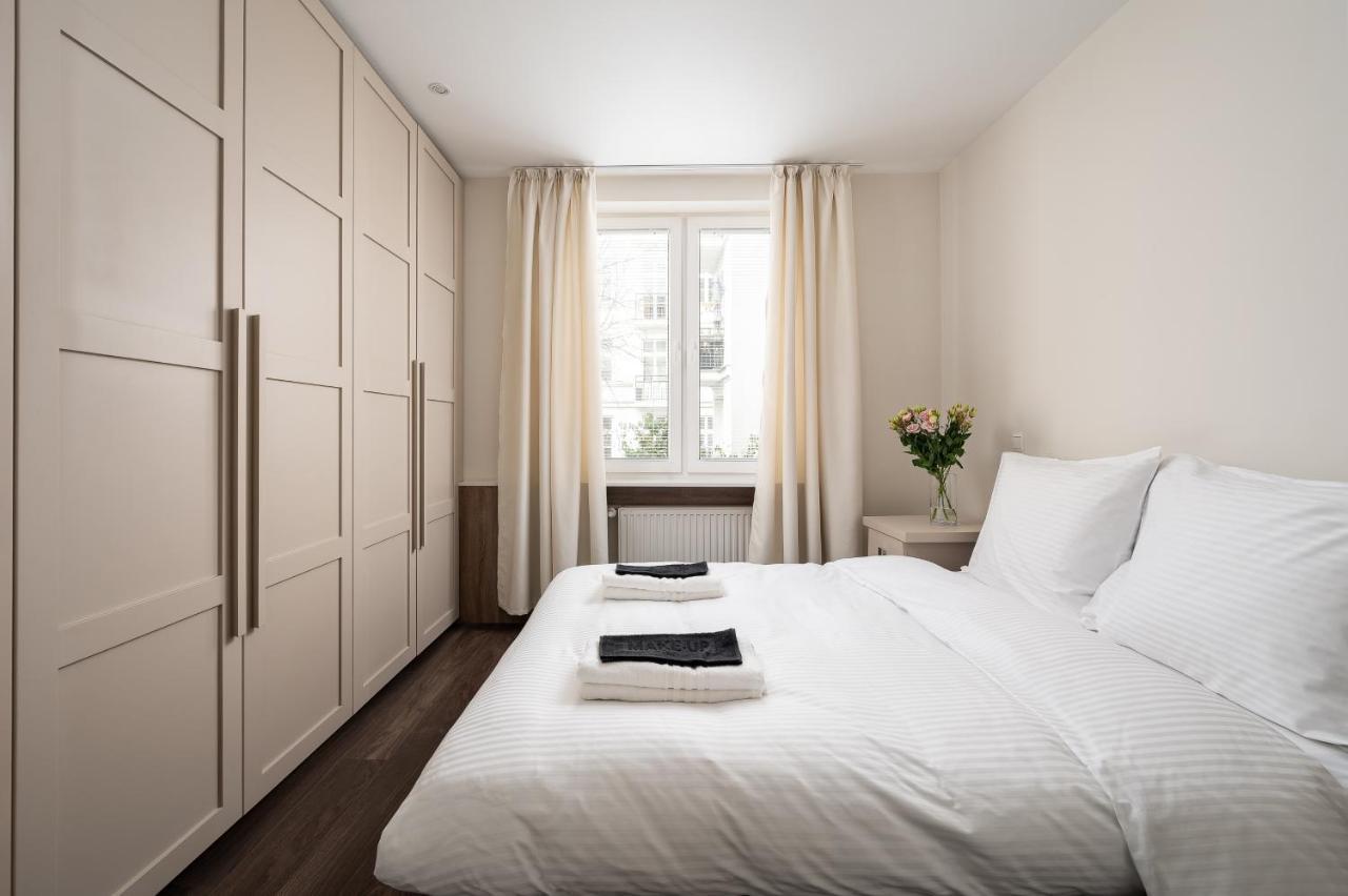 Apartment Heart Of 2br Haven Warschau