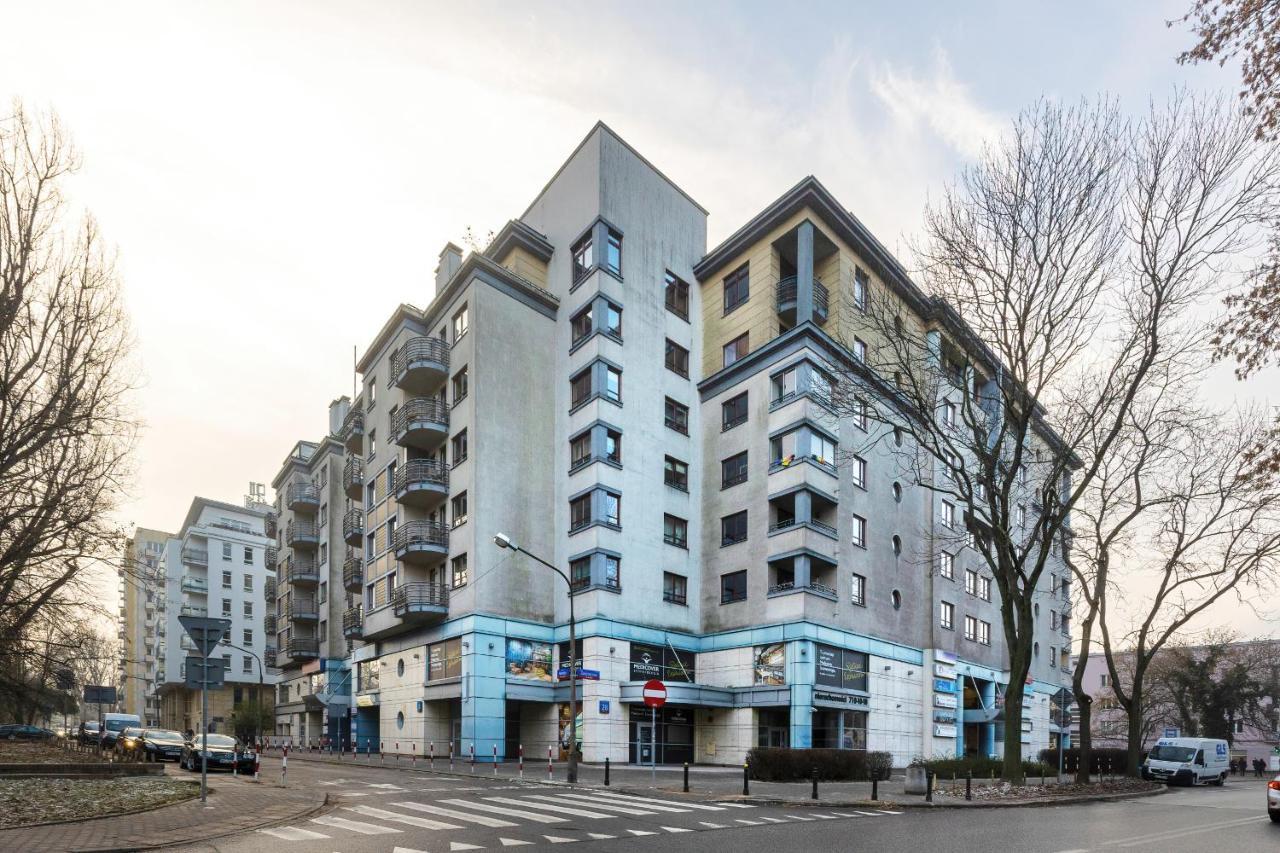 Spacious Near The Vistula River By Renters Apartamento *