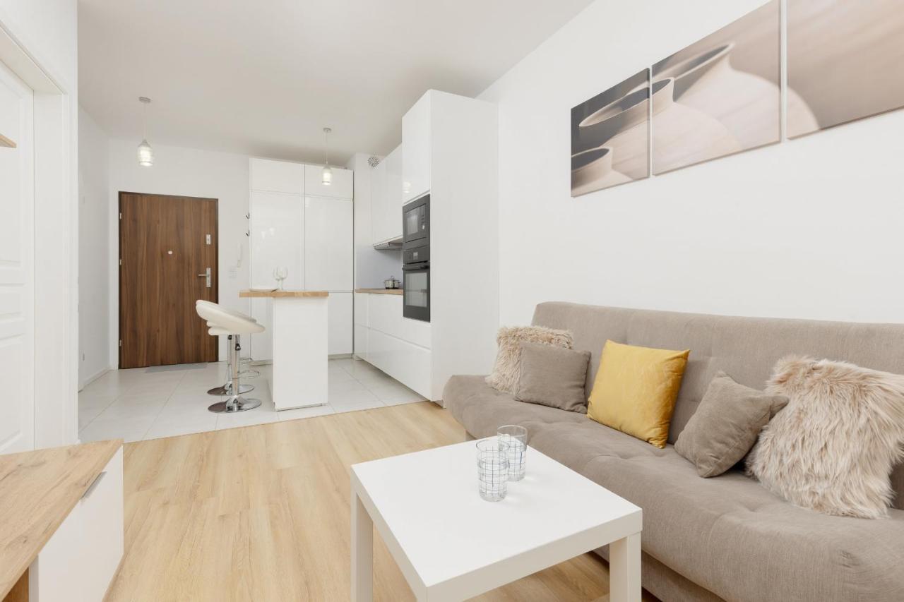 With Ac Mokotow Business Centre By Renters Warszawa