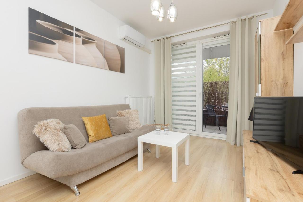 Apartament With Ac Mokotow Business Centre By Renters Warszawa