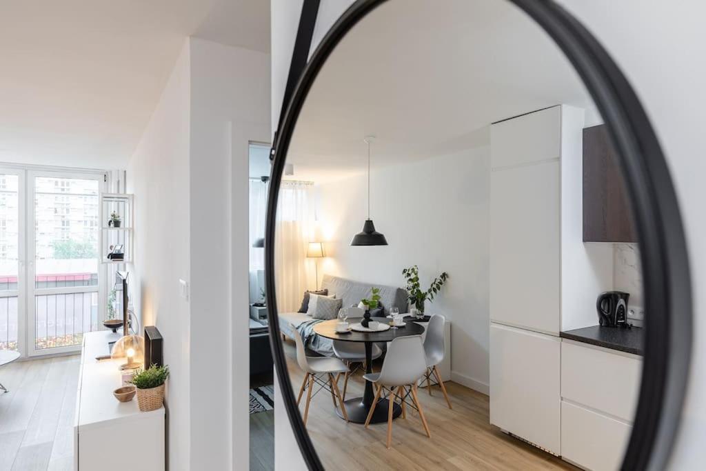 Superapart Jana Pawla Ii, 302 Cozy Urban Retreat, Perfect For Couples Căn hộ