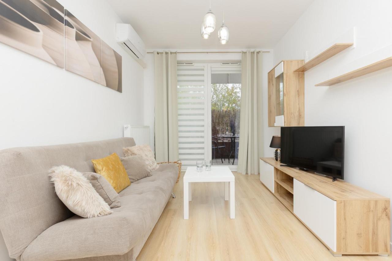 With Ac Mokotow Business Centre By Renters Warszawa