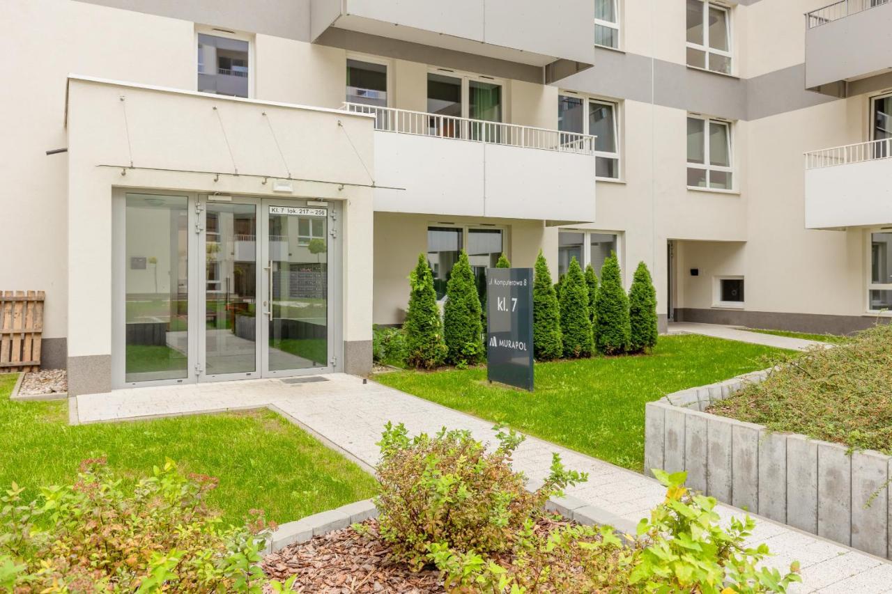 With Ac Mokotow Business Centre By Renters *