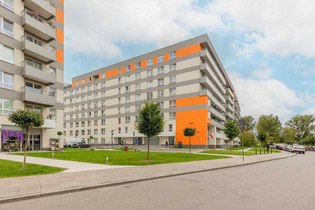 With Ac Mokotow Business Centre By Renters Apartament *