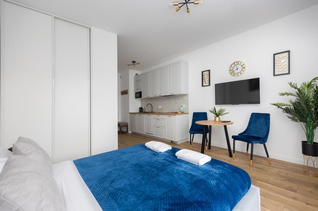 Business Park Blue Apartment