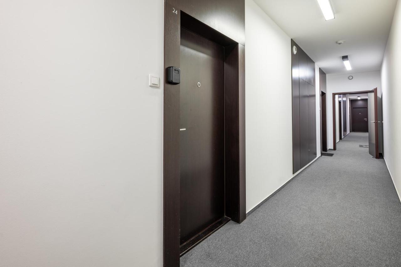 Arkadia Green Apartment