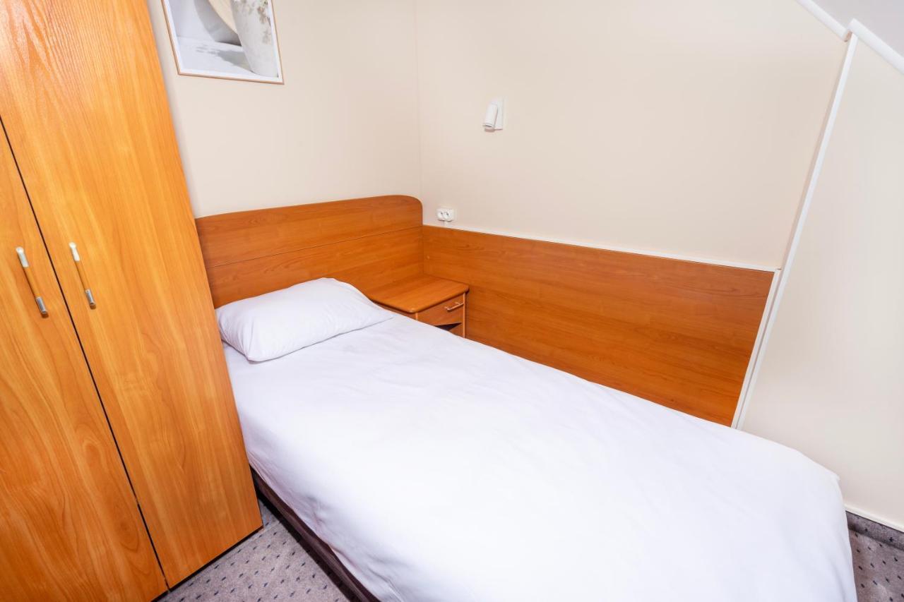 Victory Hotel