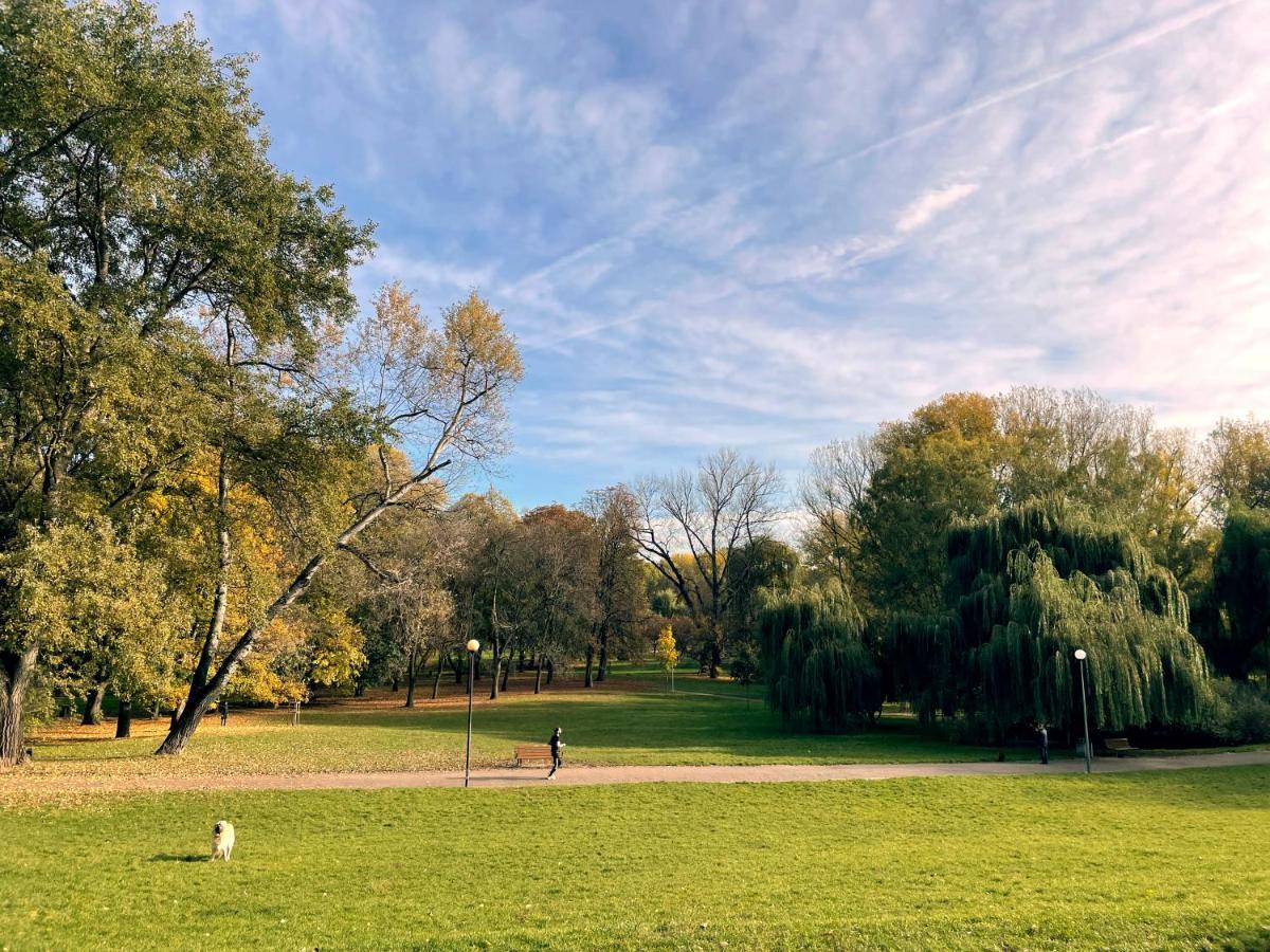 Royal Lazienki. Beautiful By The Park. Apartment *
