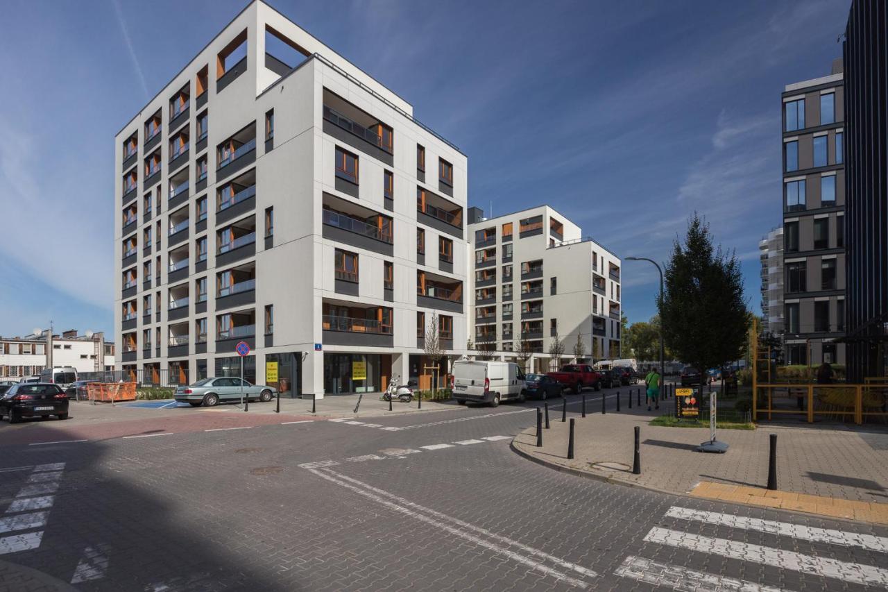 Apartment Ecru With Balcony Wwa41 Warschau